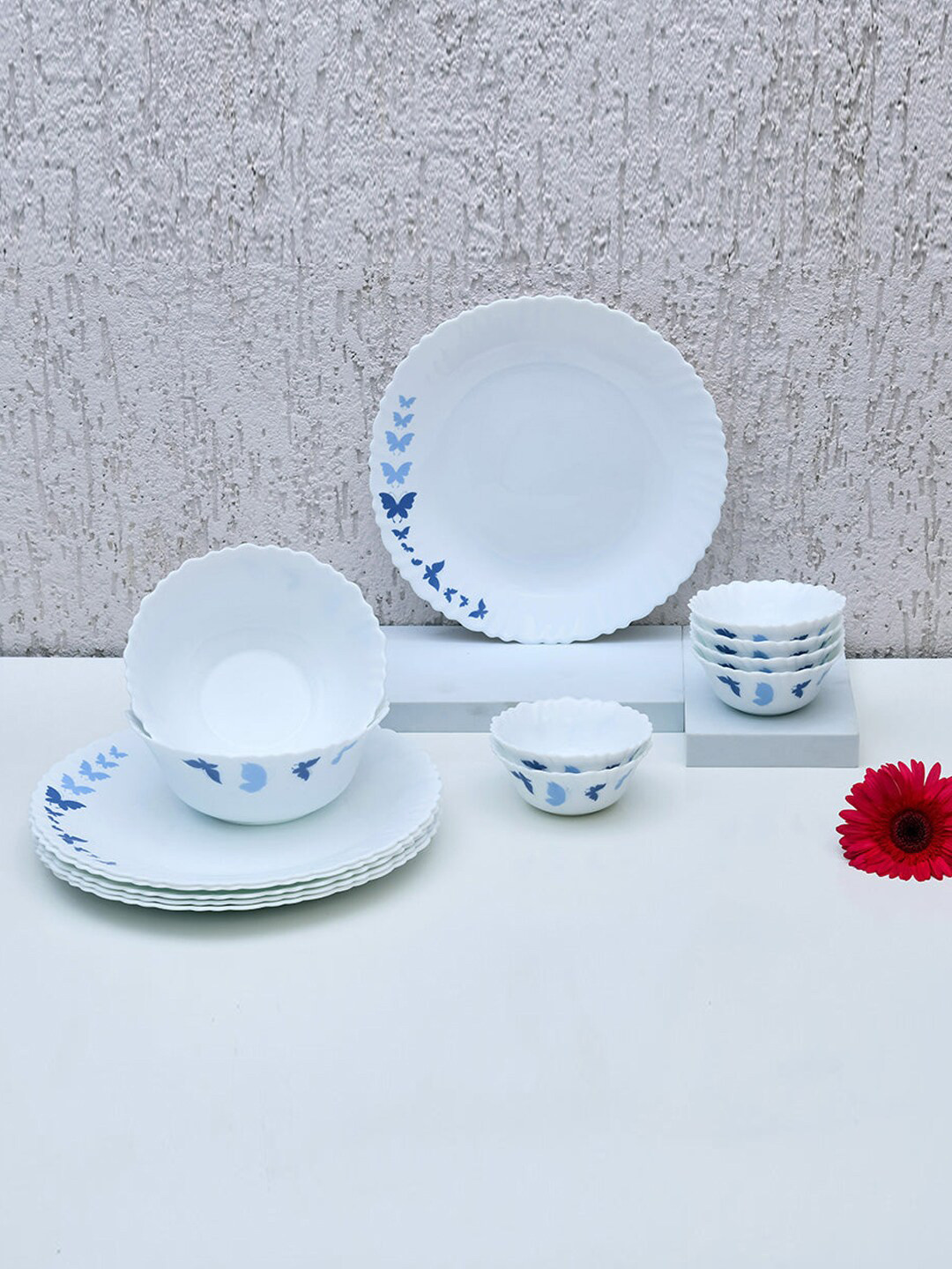 

Athome by Nilkamal White 14 Pieces Opalware Dinner Set