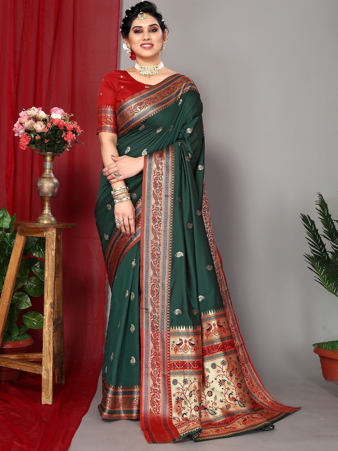 

DRESSTIVE Ethnic Motifs Woven Design Zari Saree, Teal
