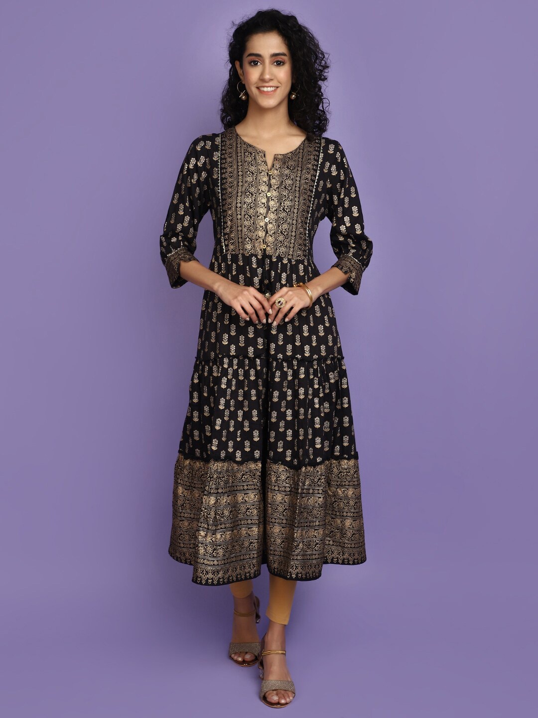 

V-Mart Black Floral Printed Rayon Straight Kurta