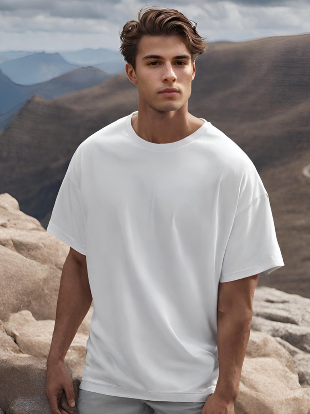 

NOBERO Round Neck Short Sleeves Oversized Cotton T-shirt, Off white