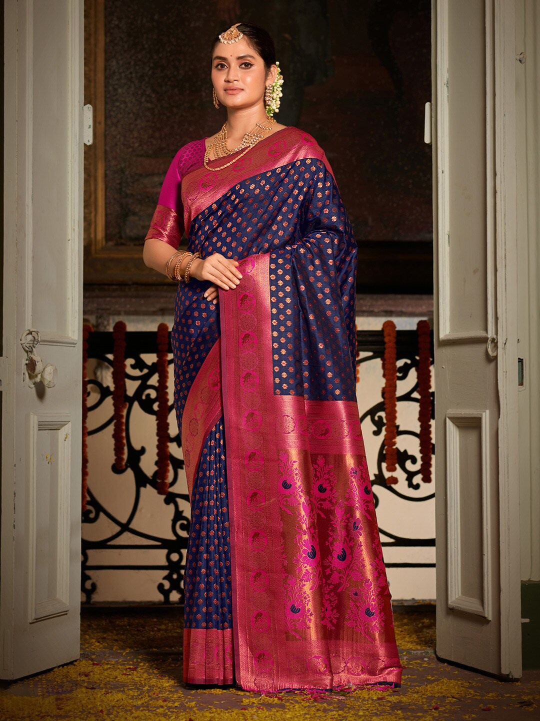 

Riwazo Ethnic Motifs Woven Design Banarasi Saree, Navy blue
