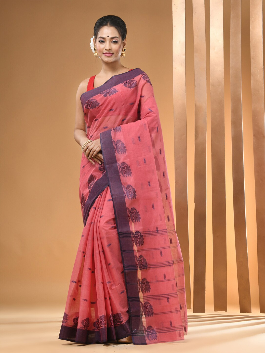 

Arhi Floral Woven Design Pure Cotton Tant Saree, Pink