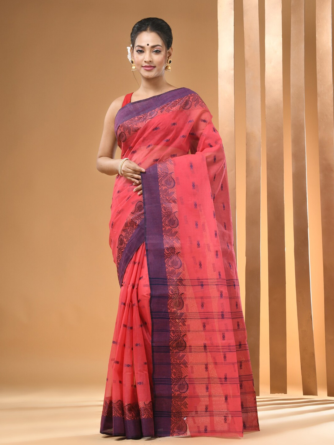 

Arhi Ethnic Motifs Woven Design Pure Cotton Taant Saree, Pink