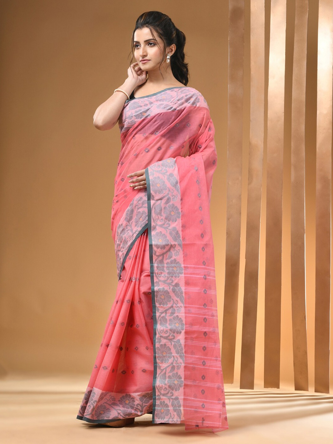

Arhi Ethnic Woven Design Pure Cotton Taant Saree, Pink