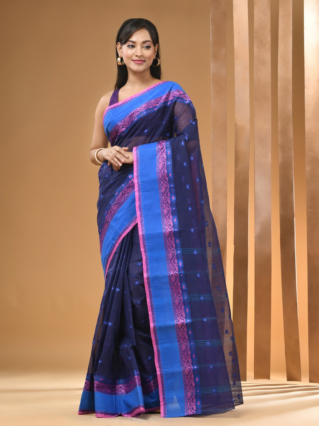 

Arhi Ethnic Motifs Woven Design Pure Cotton Taant Saree, Navy blue