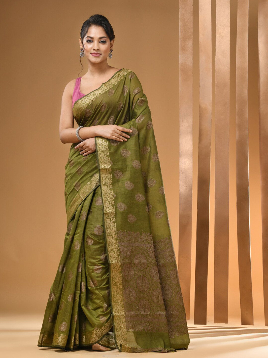 

Arhi Ethnic Motifs Woven Design Zari Saree, Green