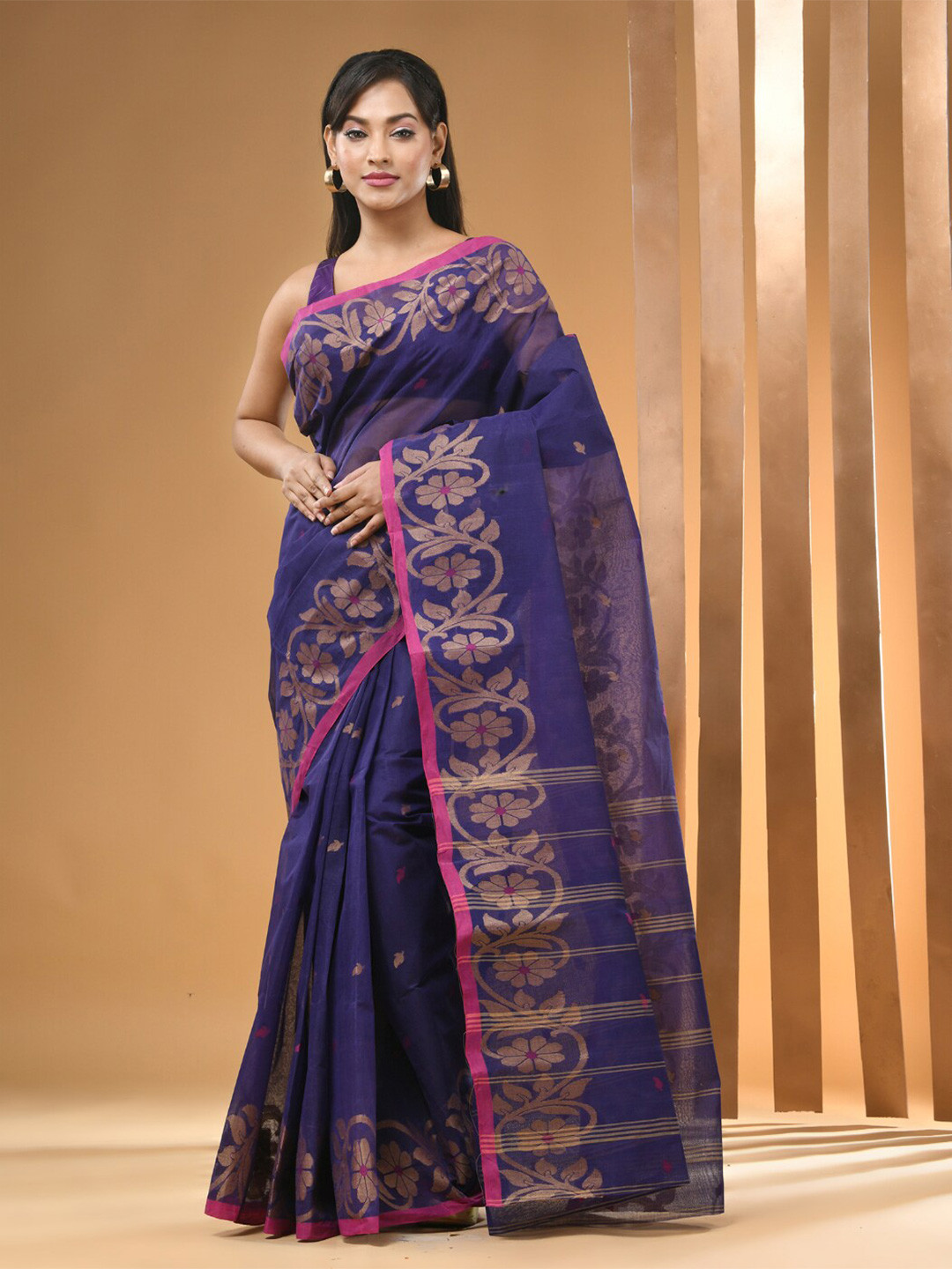 

Arhi Floral Woven Design Zari Pure Cotton Taant Saree, Blue