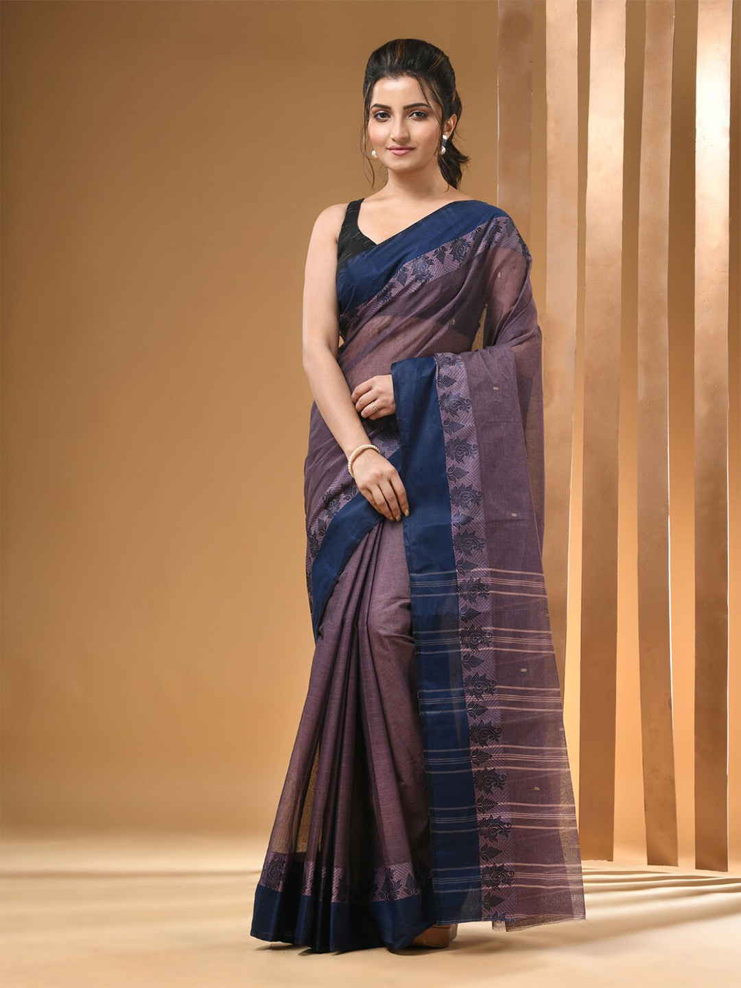 

Arhi Ethnic Motifs Woven Design Pure Cotton Taant Saree, Purple