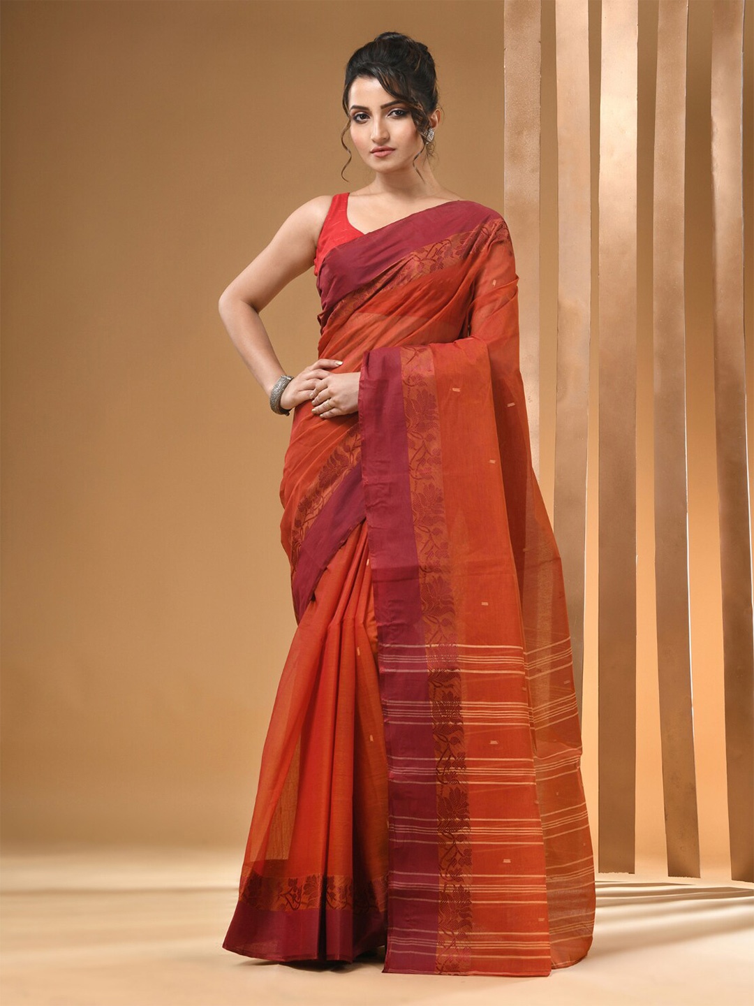 

Arhi Woven Design Pure Cotton Taant Saree, Rust