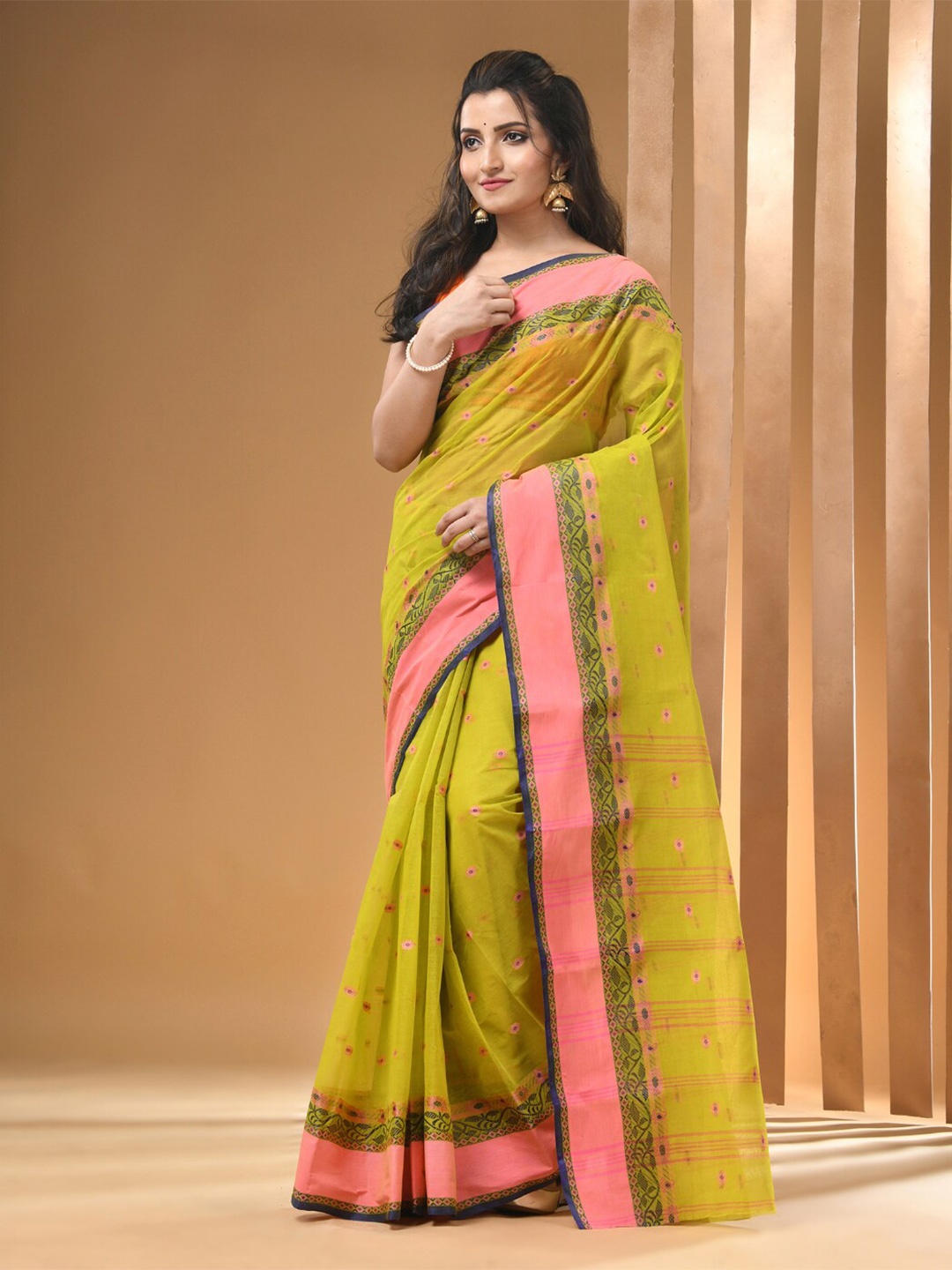 

Arhi Geometric Woven Design Pure Cotton Tant Saree, Lime green