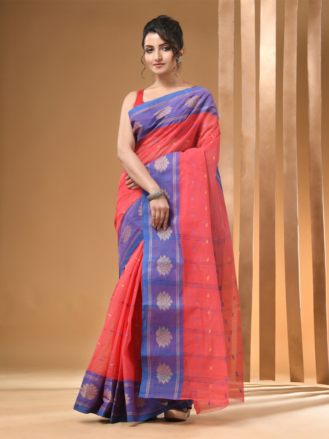 

Arhi Ethnic Motifs Woven Design Zari Pure Cotton Taant Saree, Red