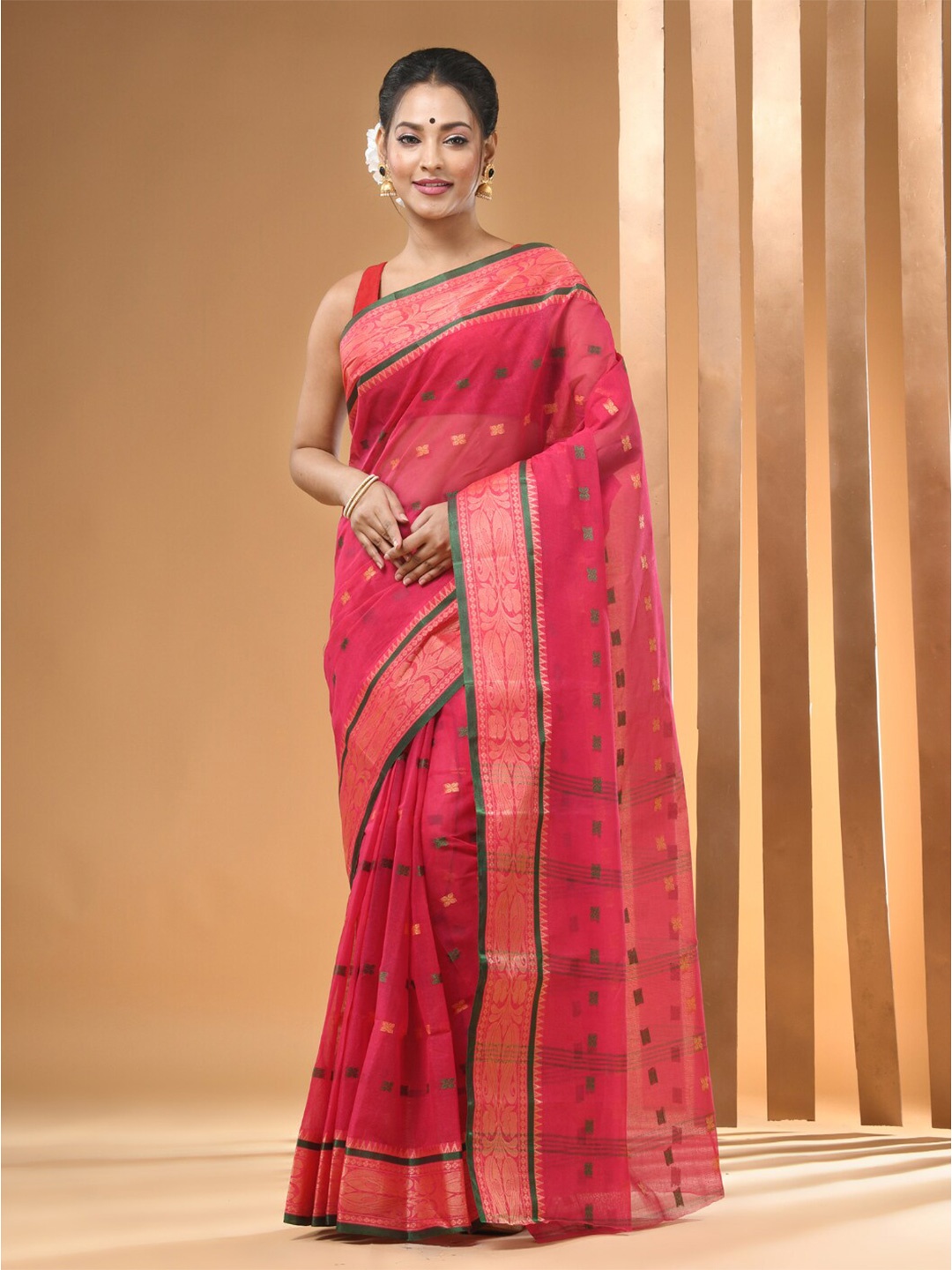 

Arhi Floral Woven Design Pure Cotton Tant Saree, Fuchsia