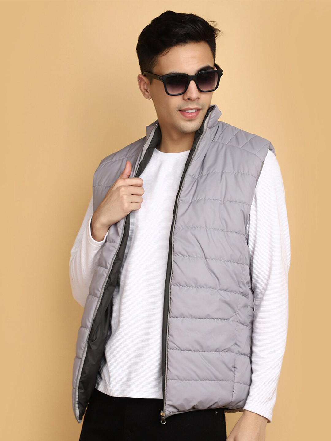 

V-Mart Sleeveless Padded Jacket, Grey