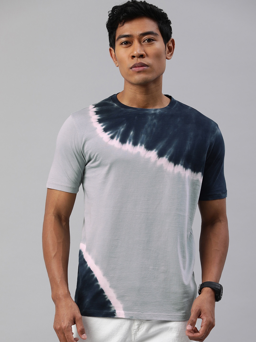 

Huetrap Men Tie & Dye Regular Fit T-shirt, Grey