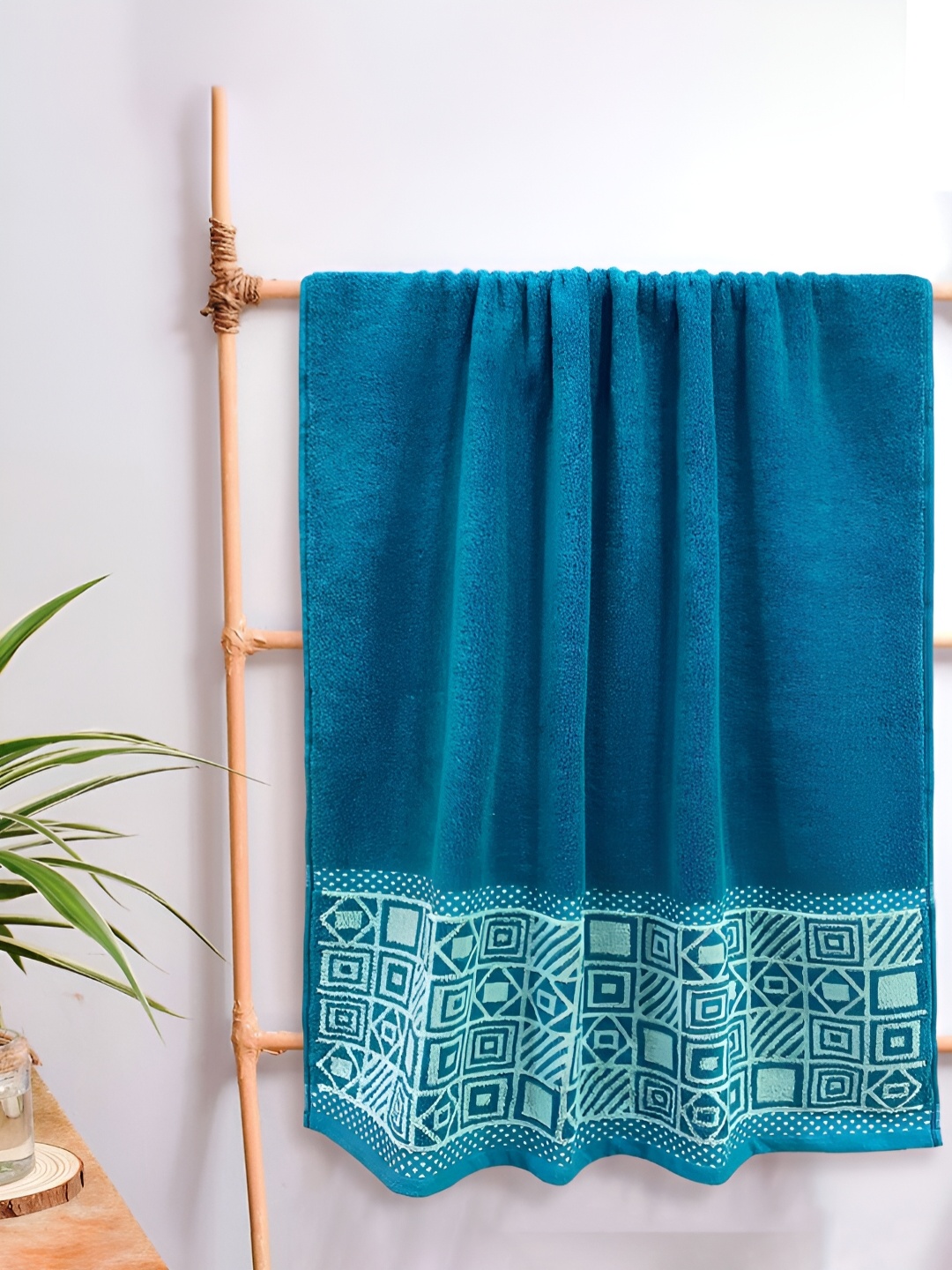 

Sassoon Teal Printed Pure Cotton 380 GSM Bath Towel