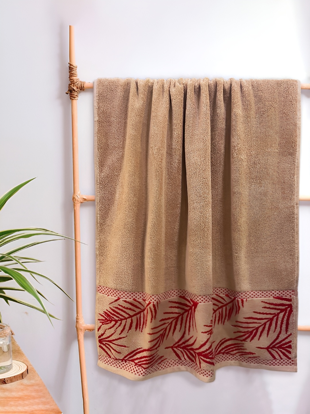 

Sassoon Wedelia Brown Printed Cotton Bath Towel