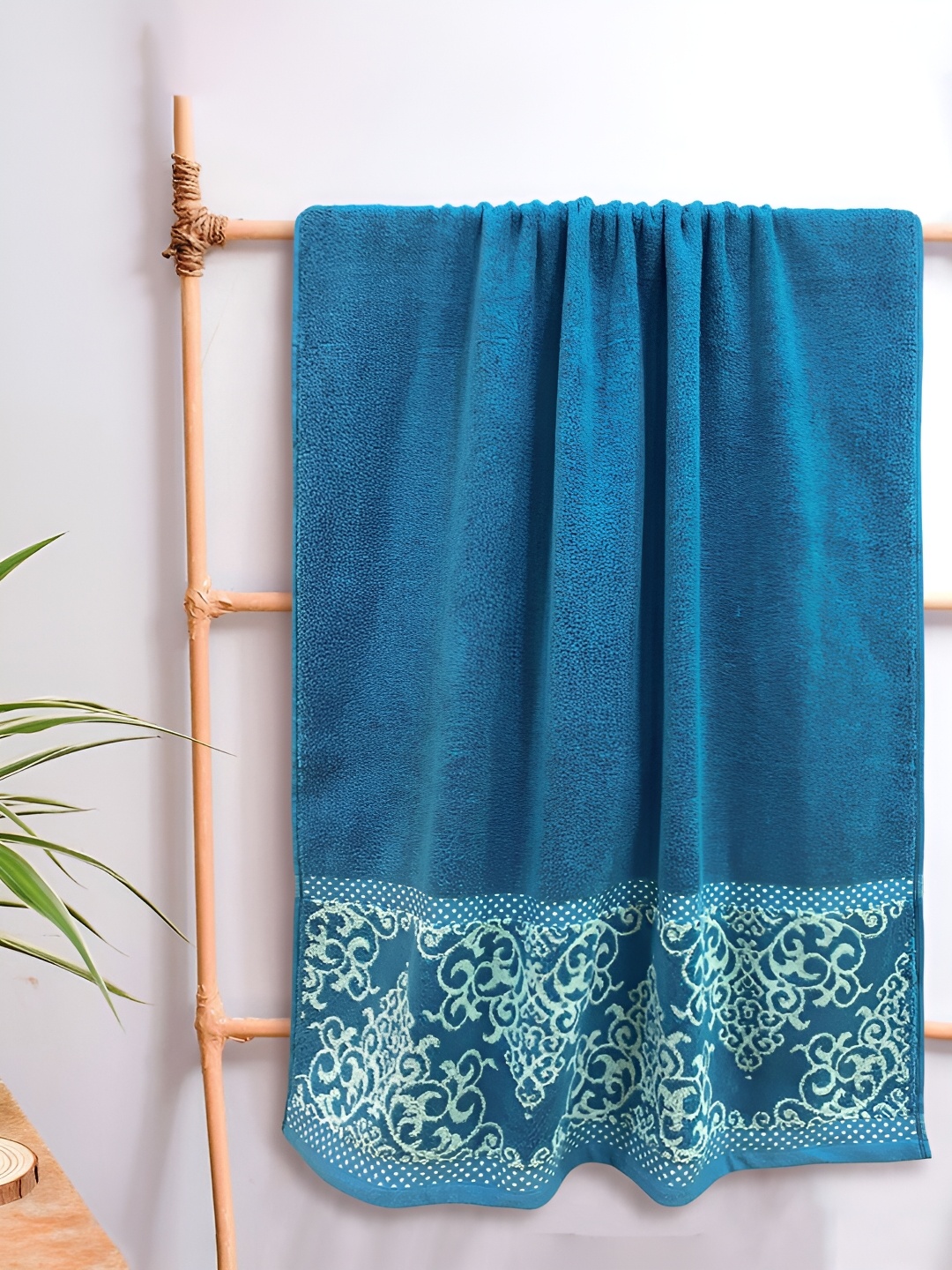 

Sassoon Wedelia Teal Printed Cotton Bath Towel