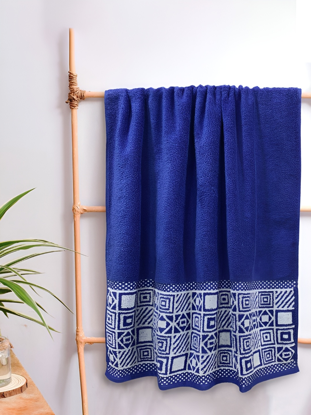 

Sassoon Wedelia Blue Printed Cotton Bath Towel