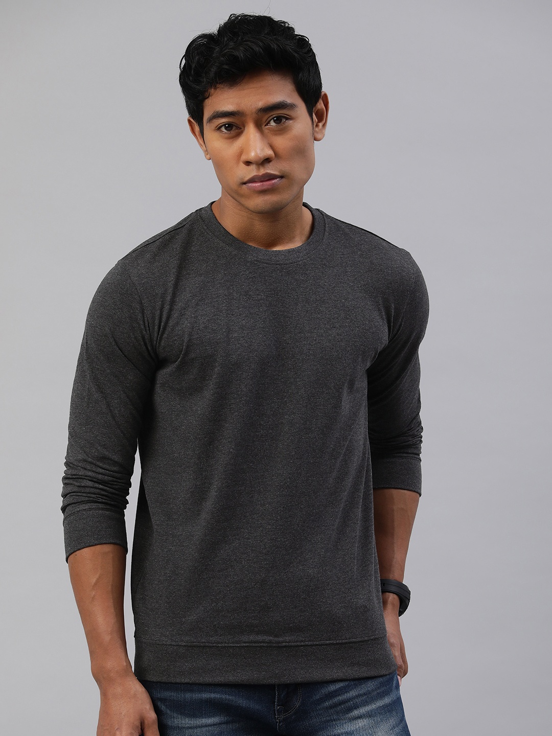 

Huetrap Men Solid Regular Fit Sweatshirt, Charcoal