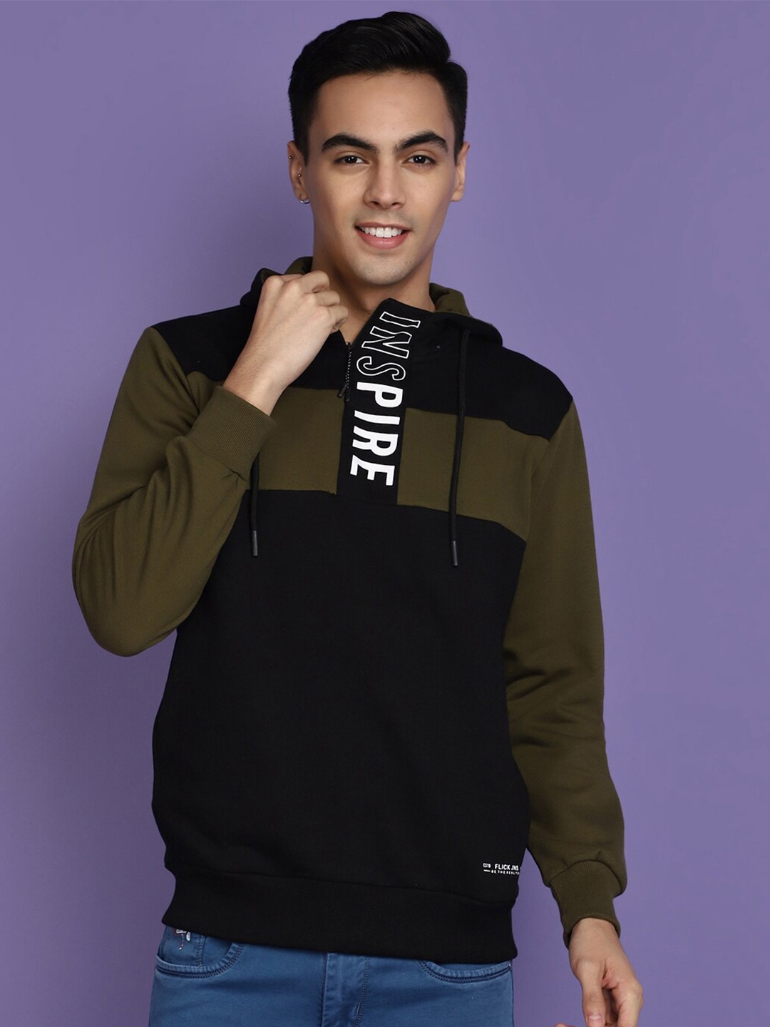 

V-Mart Colourblocked Hooded Fleece Pullover, Black