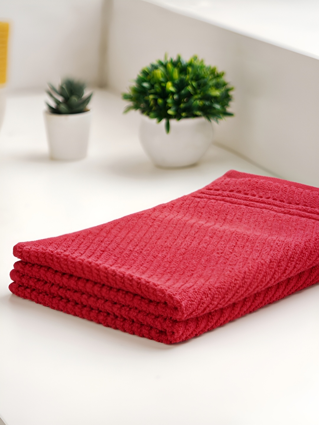 

SPACES Red 2 Pieces Pure Cotton 400 GSM Hand Towels