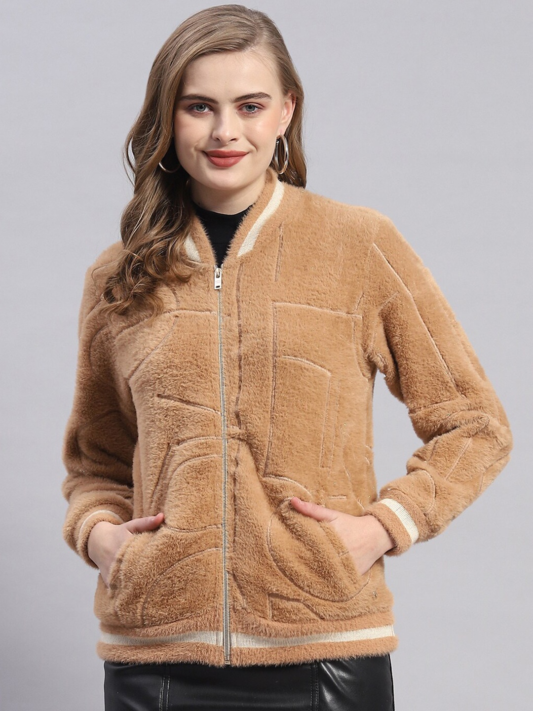 

Monte Carlo Mandarin Collar Sweatshirt, Camel brown