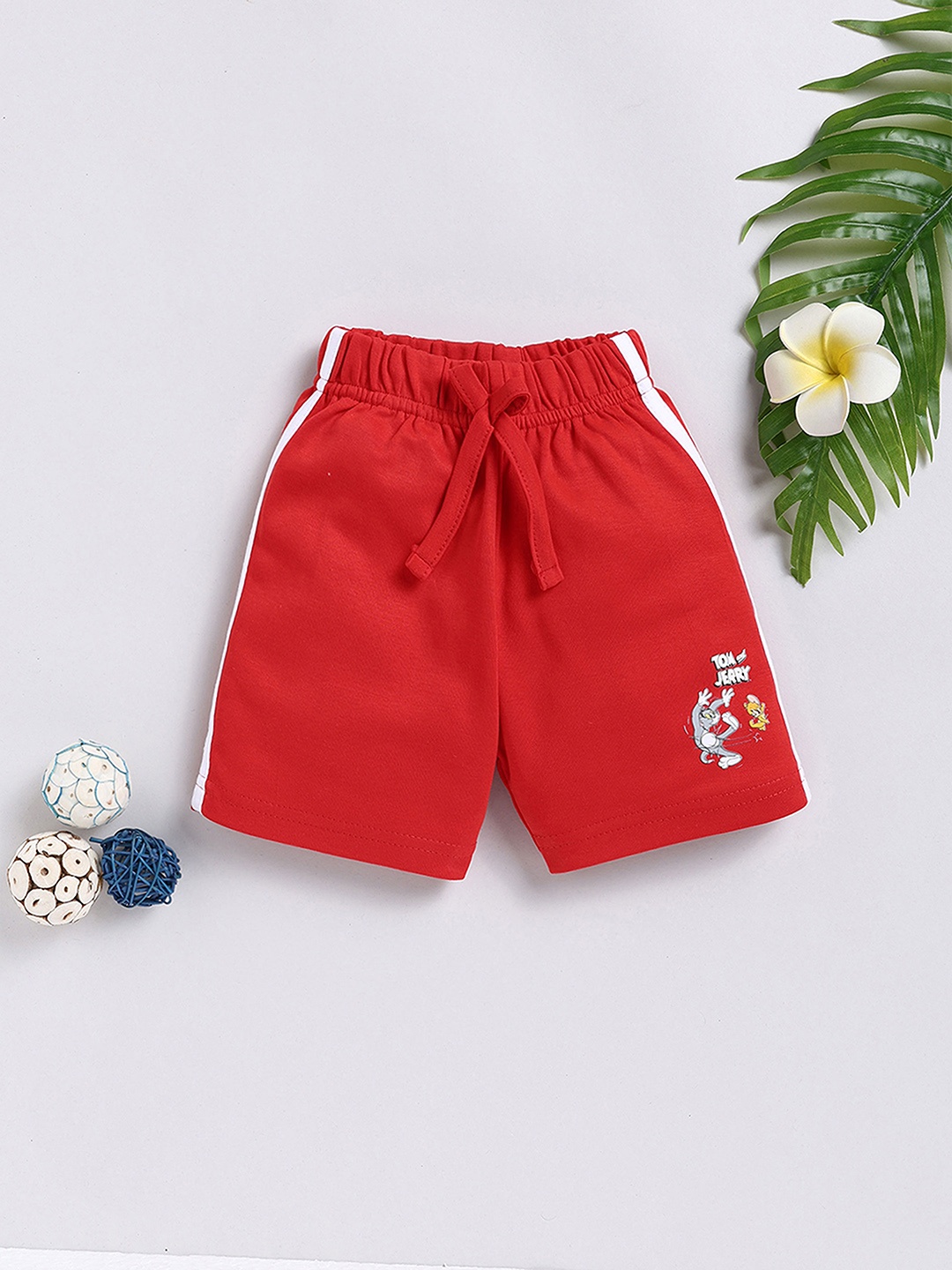 

Moms Love Unisex Kids Tom & Jerry Printed Cotton Shorts, Red