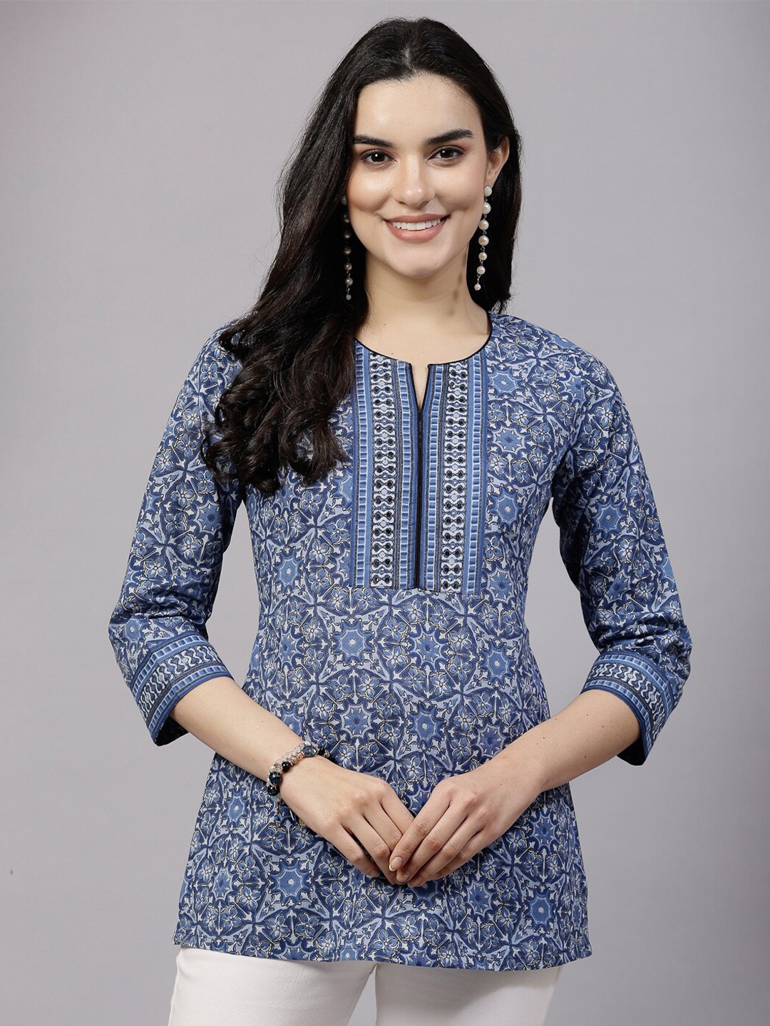 

QOMN Ethnic Motifs Printed Round Neck Cotton Top, Blue