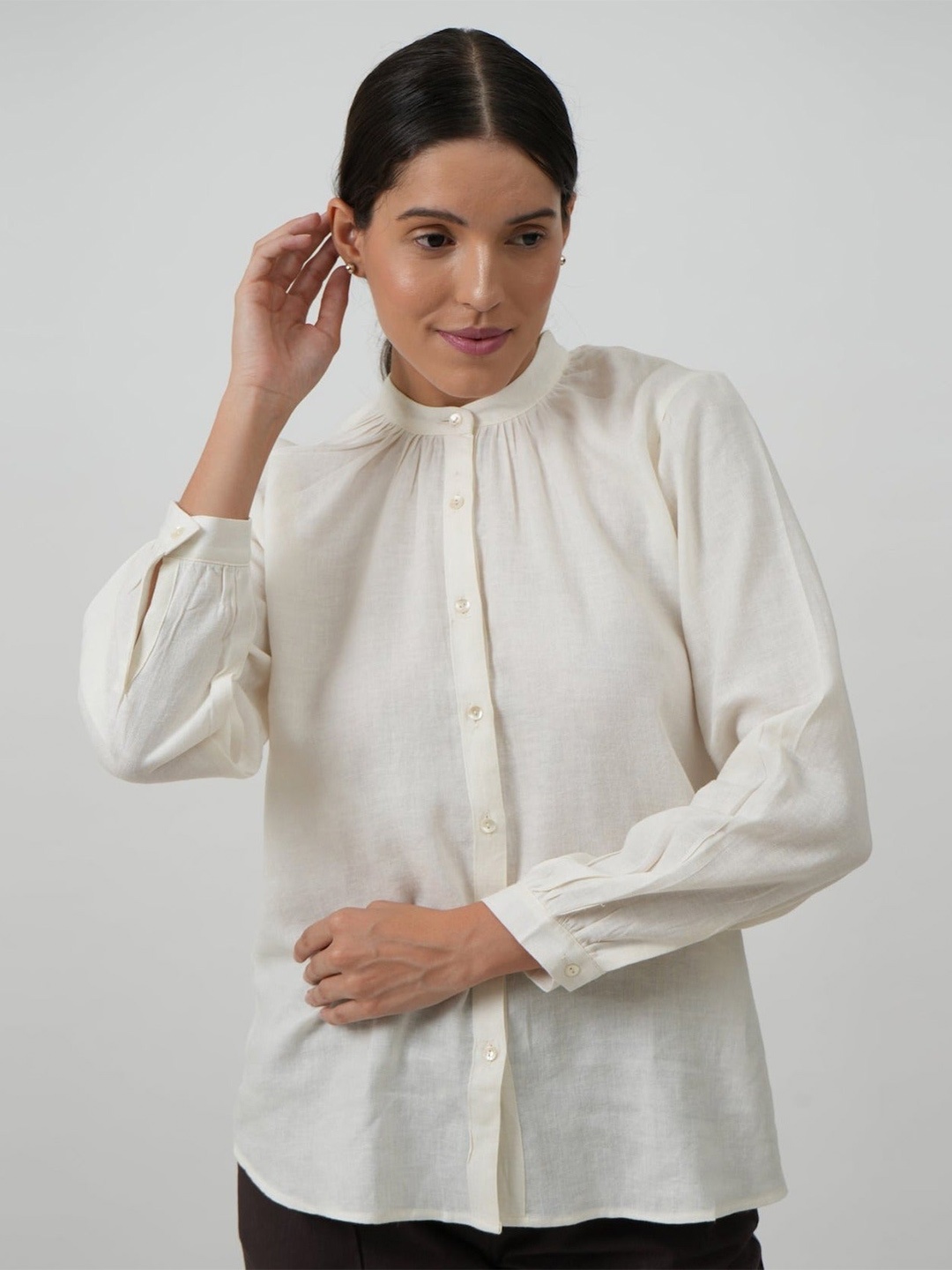 

Saltpetre Band Collar Organic Cotton Shirt With Trouser, Cream