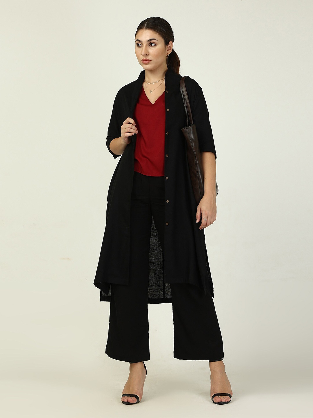 

Saltpetre Sleeveless V-Neck Organic Cotton Top With Flared Trouser & Longline Jacket, Black
