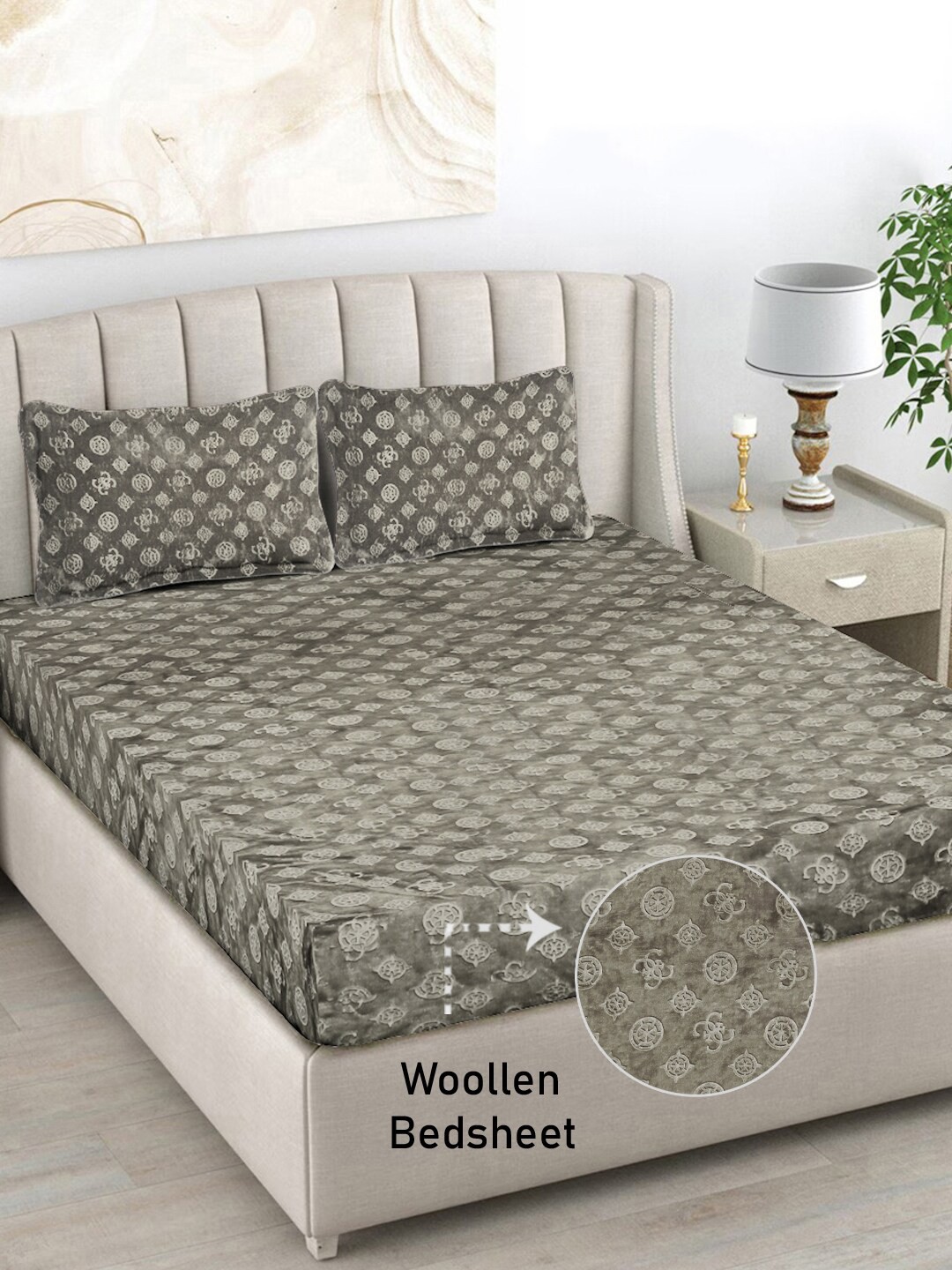 

FABINALIV Taupe Geometric 300 TC Woollen Embossed King Size Bedsheet with 2 Pillow Covers
