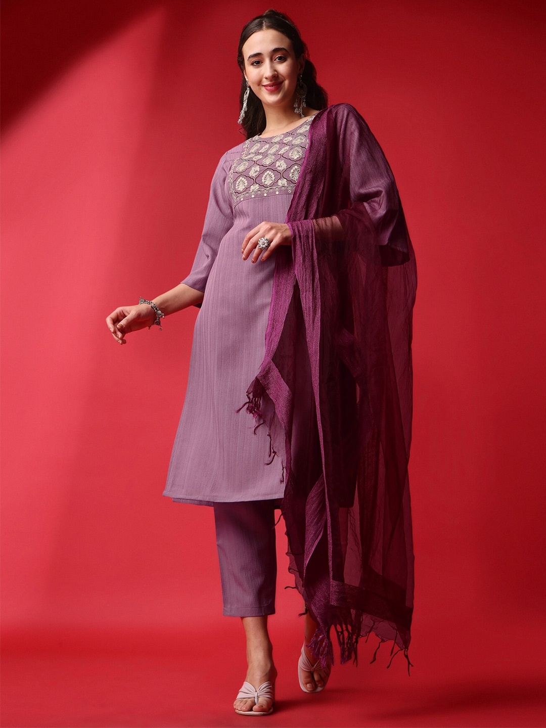 

NIZA FASHION Ethnic Motifs Embroidered Regular Straight Kurta With Trousers & Dupatta, Purple
