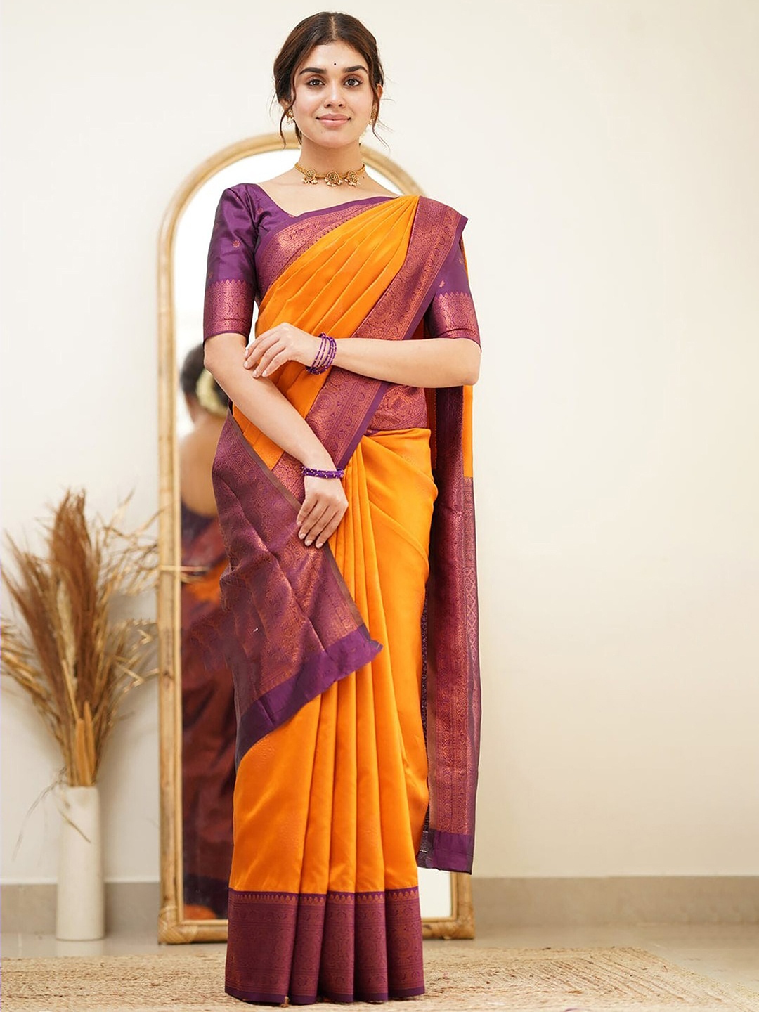 

BerMondsey Woven Design Zari Banarasi Saree, Orange