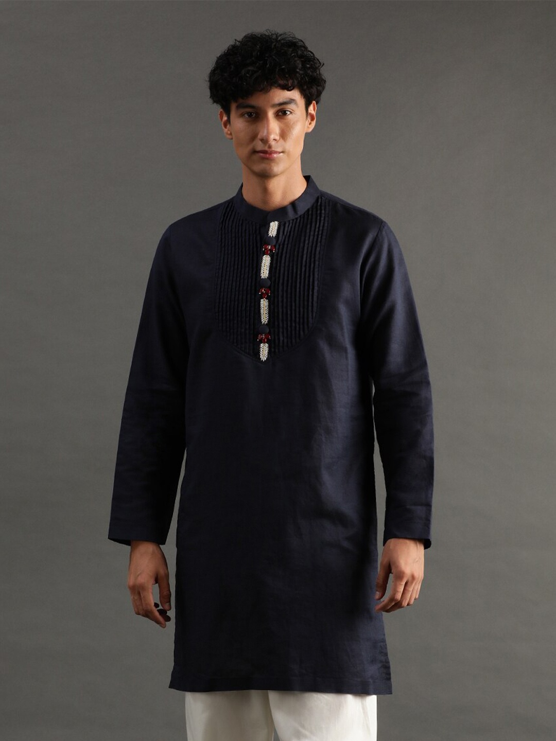 

BYB PREMIUM Embroidered Regular Beads & Stones Linen Kurta with Trousers, Navy blue