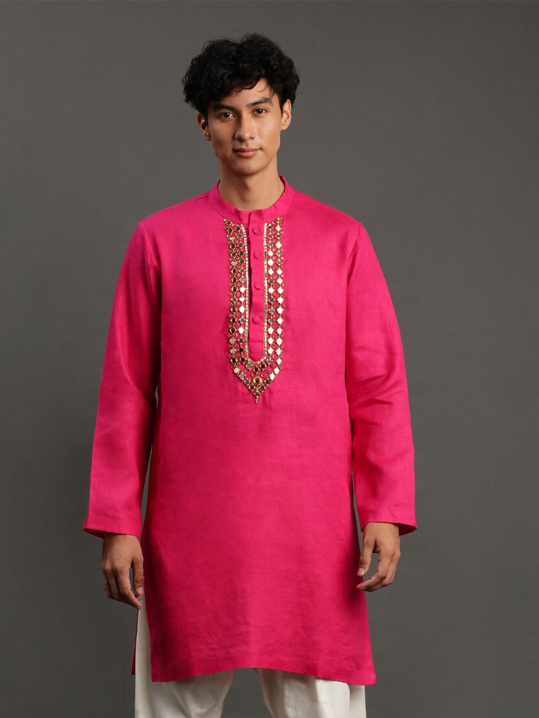 

BYB PREMIUM Yoke Design Regular Mirror Work Linen Kurta with Pyjamas, Pink