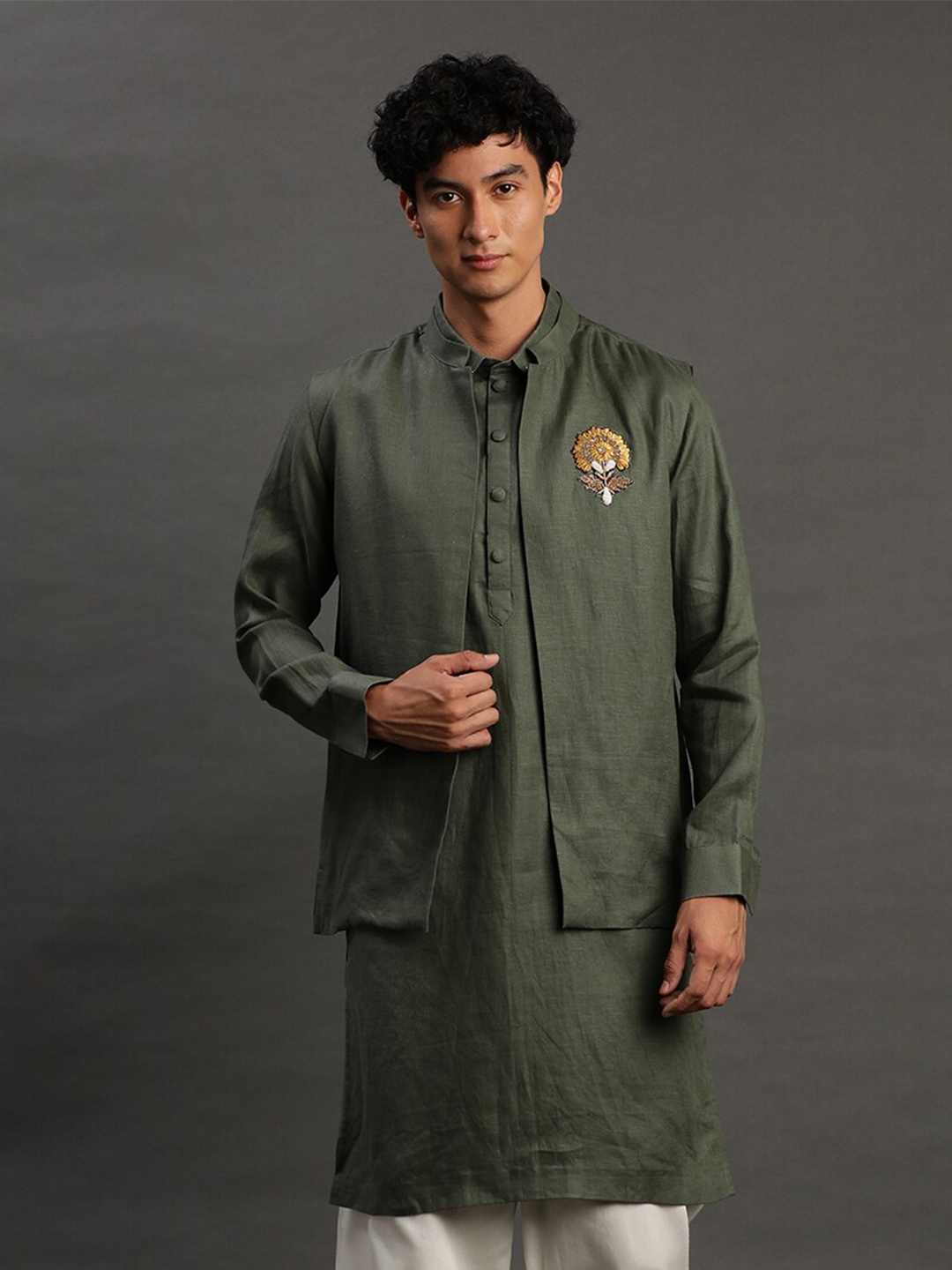 

BYB PREMIUM Mandarin Collar Regular Linen Kurta with Salwar, Green