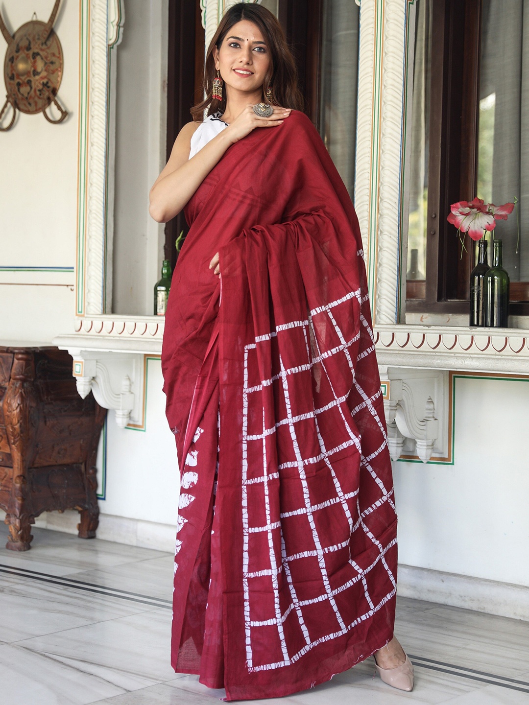 

NIKHILAM Floral Pure Cotton Ikat Saree, Maroon