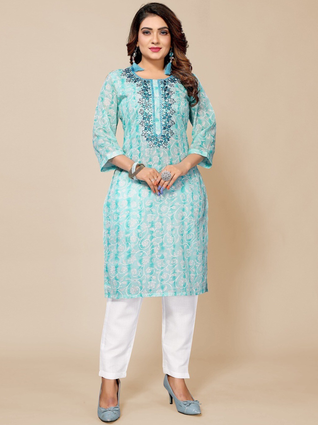 

Titanium Silk Industries Floral Printed Beads & Stones Pure Cotton Kurta with Trousers, Blue