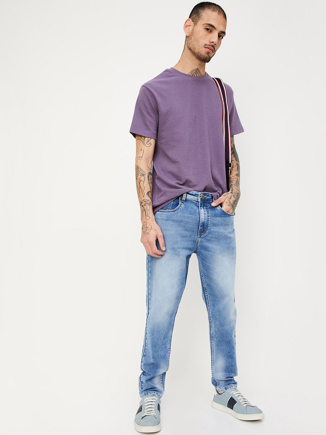 

max Men Mid-Rise Heavy Fade Clean Look Stretchable Jeans, Blue