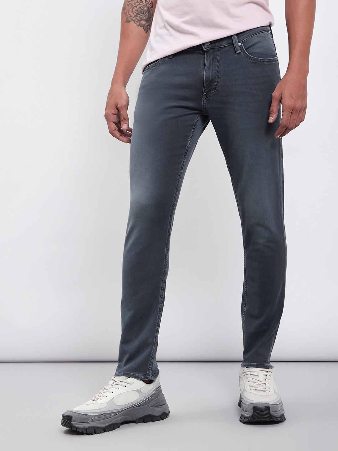 

Lee Men Skinny Fit Low-Rise Stretchable Jeans, Grey