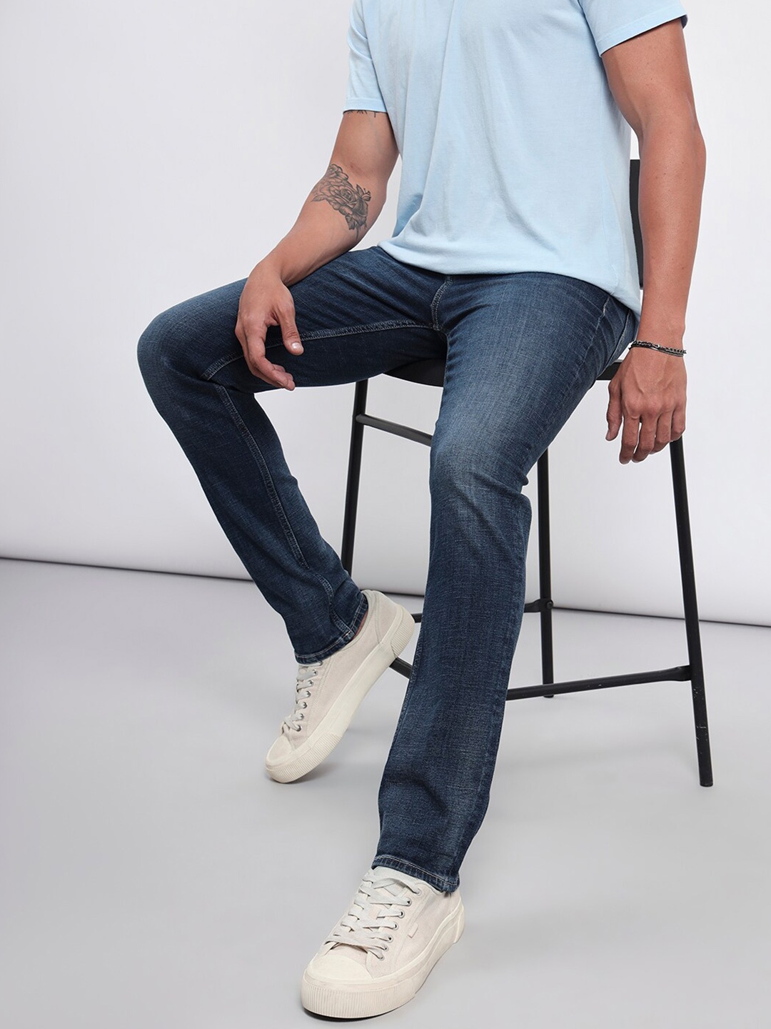 

Lee Men Slim Fit Light Fade Stretchable Jeans, Blue