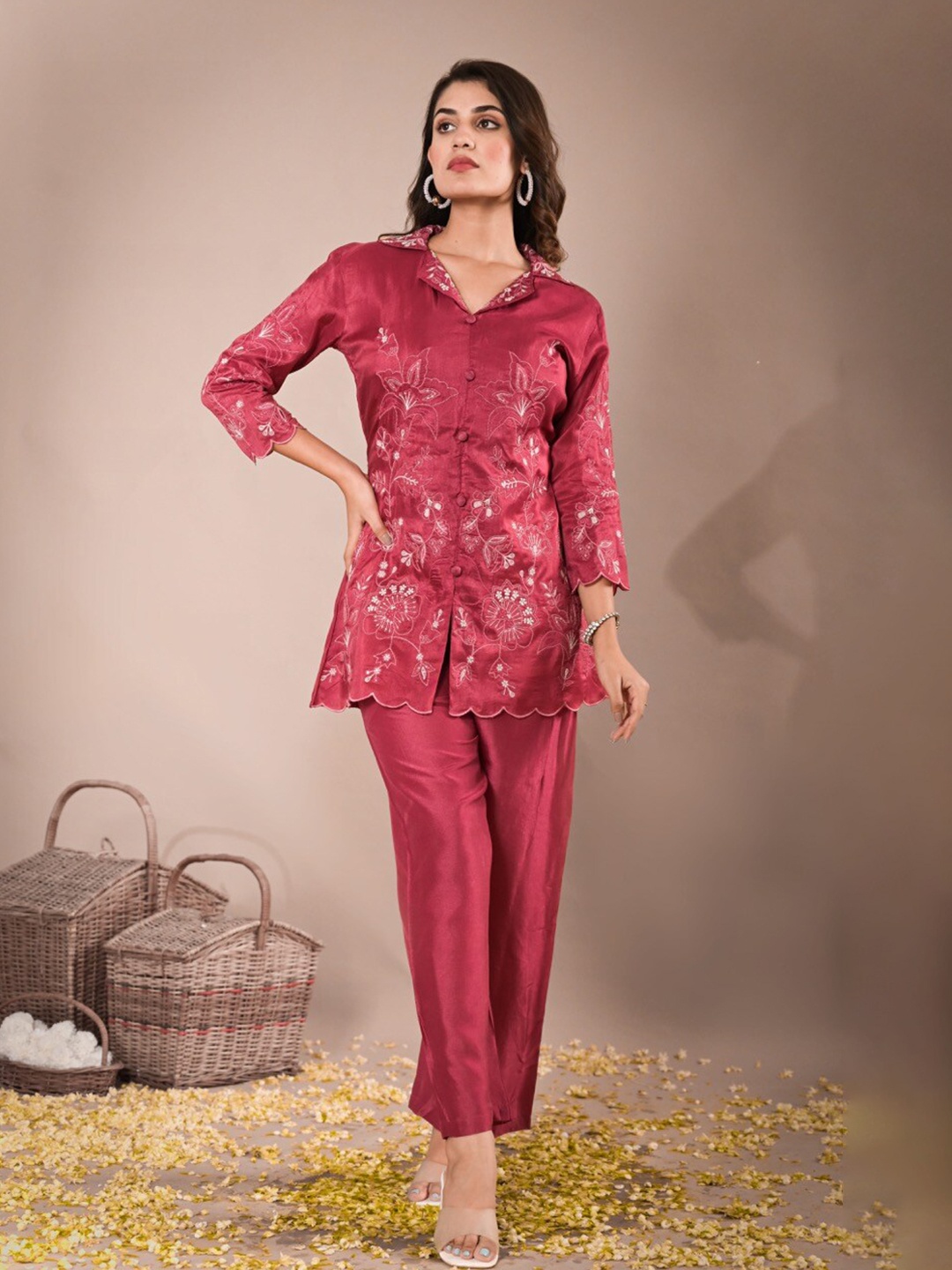 

Advya Embroidered Shirt Collar Pure Silk Tunic & Trousers, Maroon