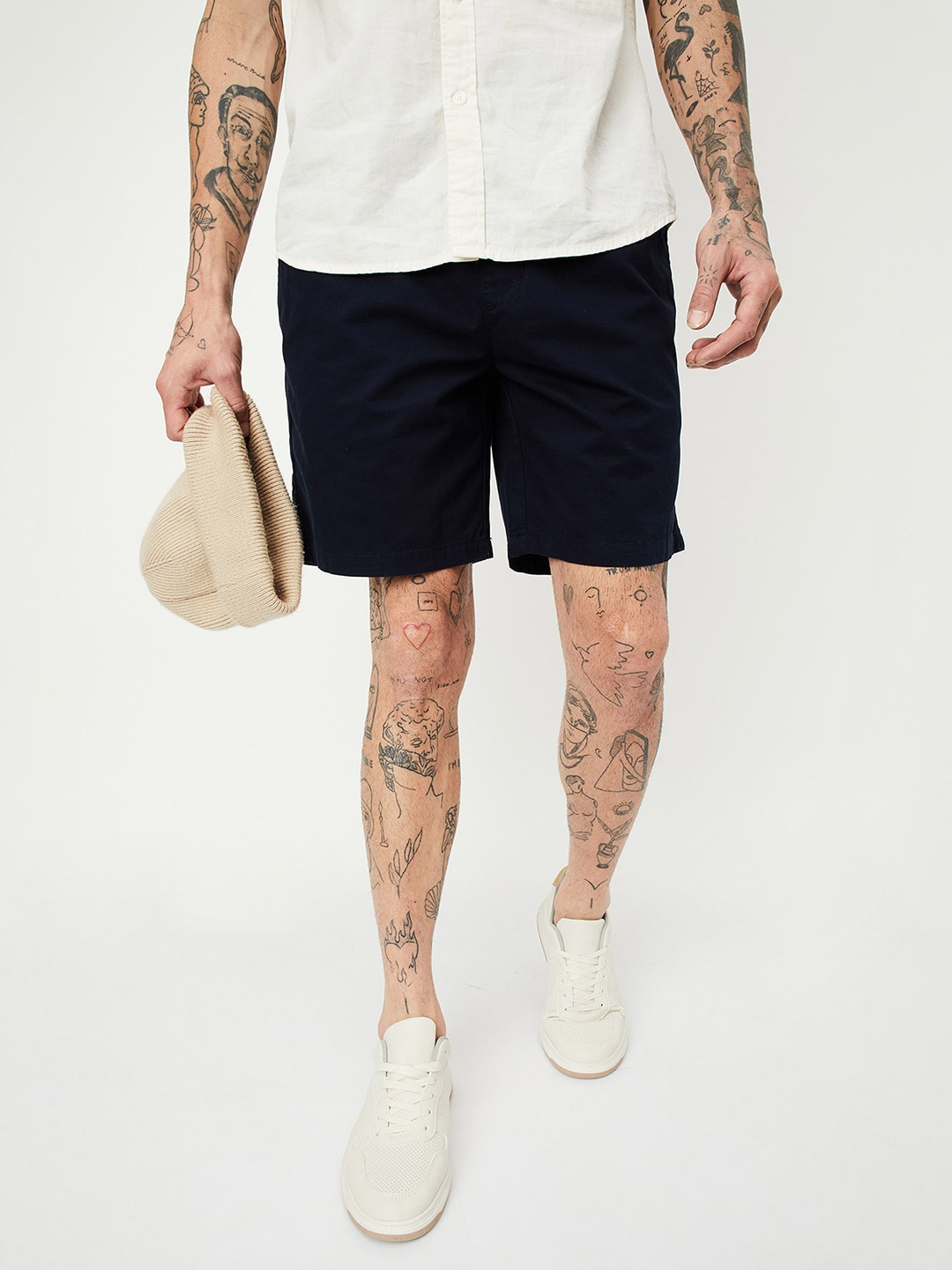 

max Men Mid-Rise Pure Cotton Chino Shorts, Navy blue