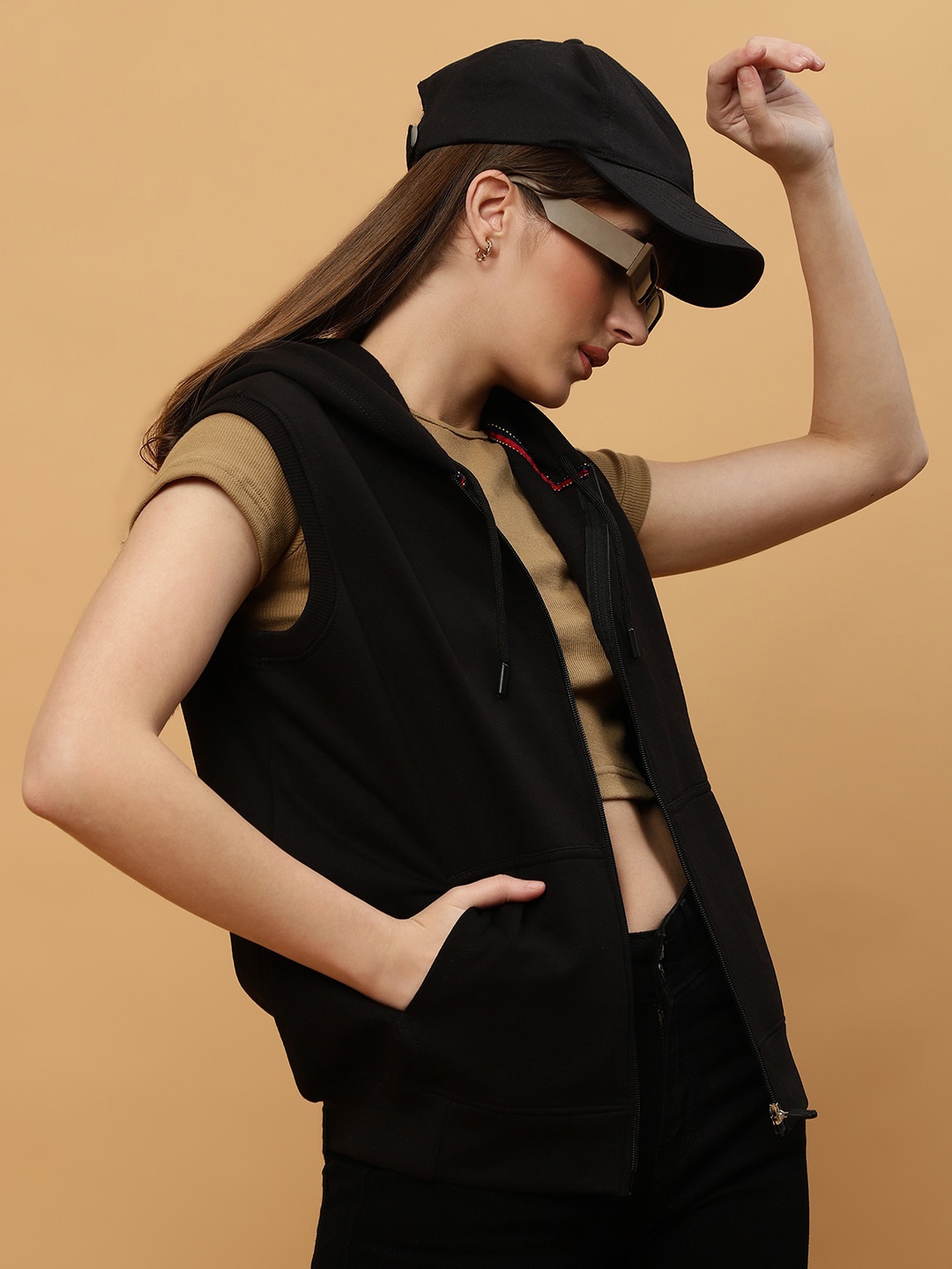 

UnaOne Women Hooded Sleeveless Fleece Sweatshirt, Black
