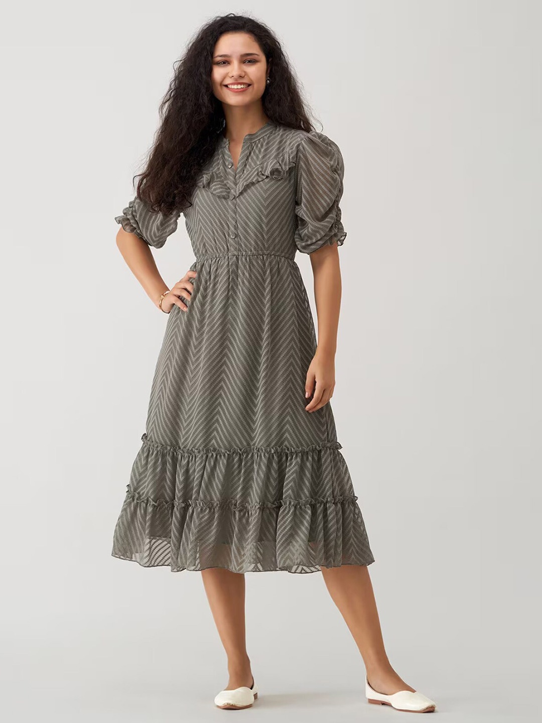 

SIDYAL Self Design Georgette Fit & Flare Puff Sleeve Dress, Grey