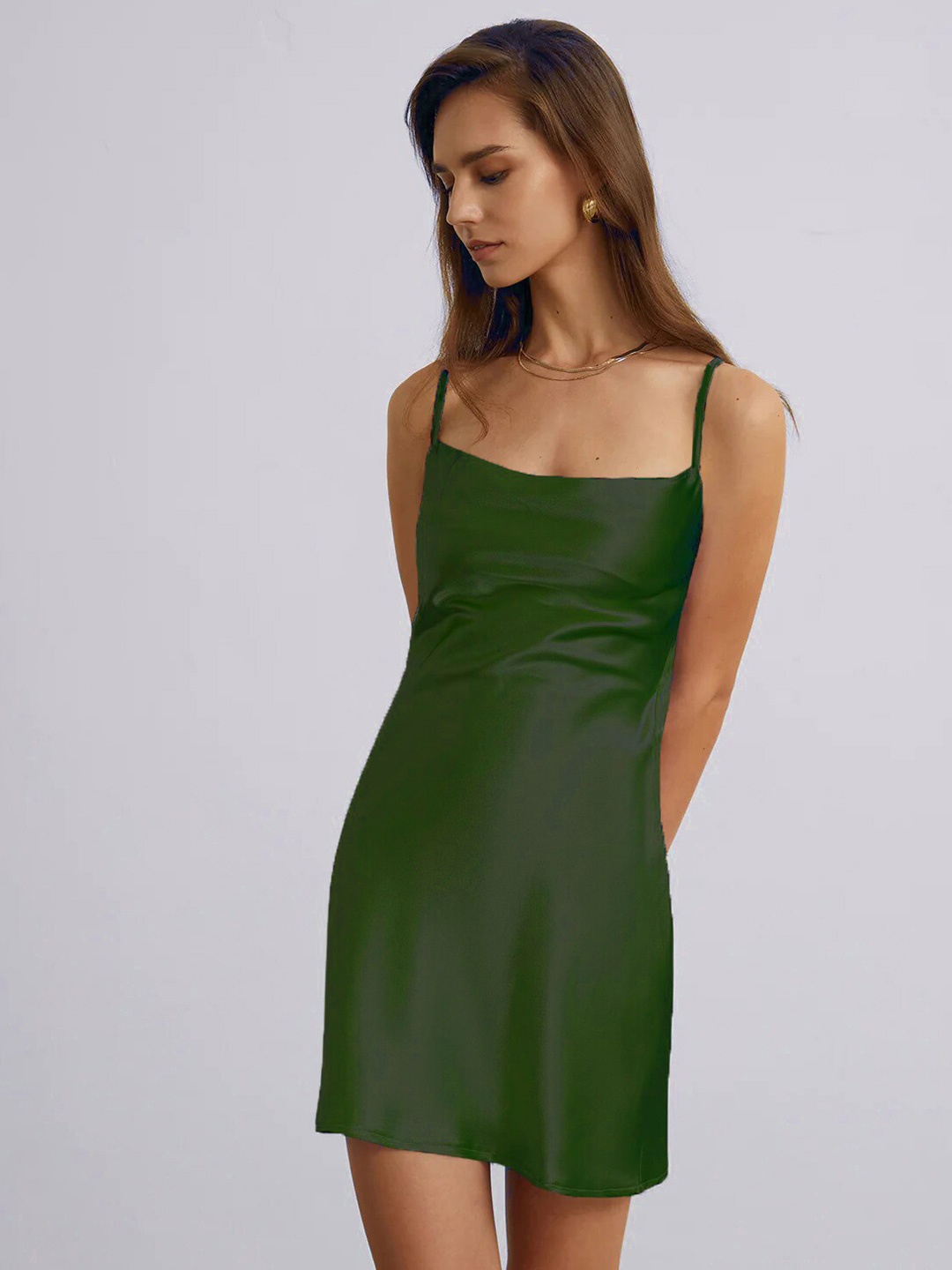 

DressBerry Green Shoulder Straps Opaque Sheath Dress