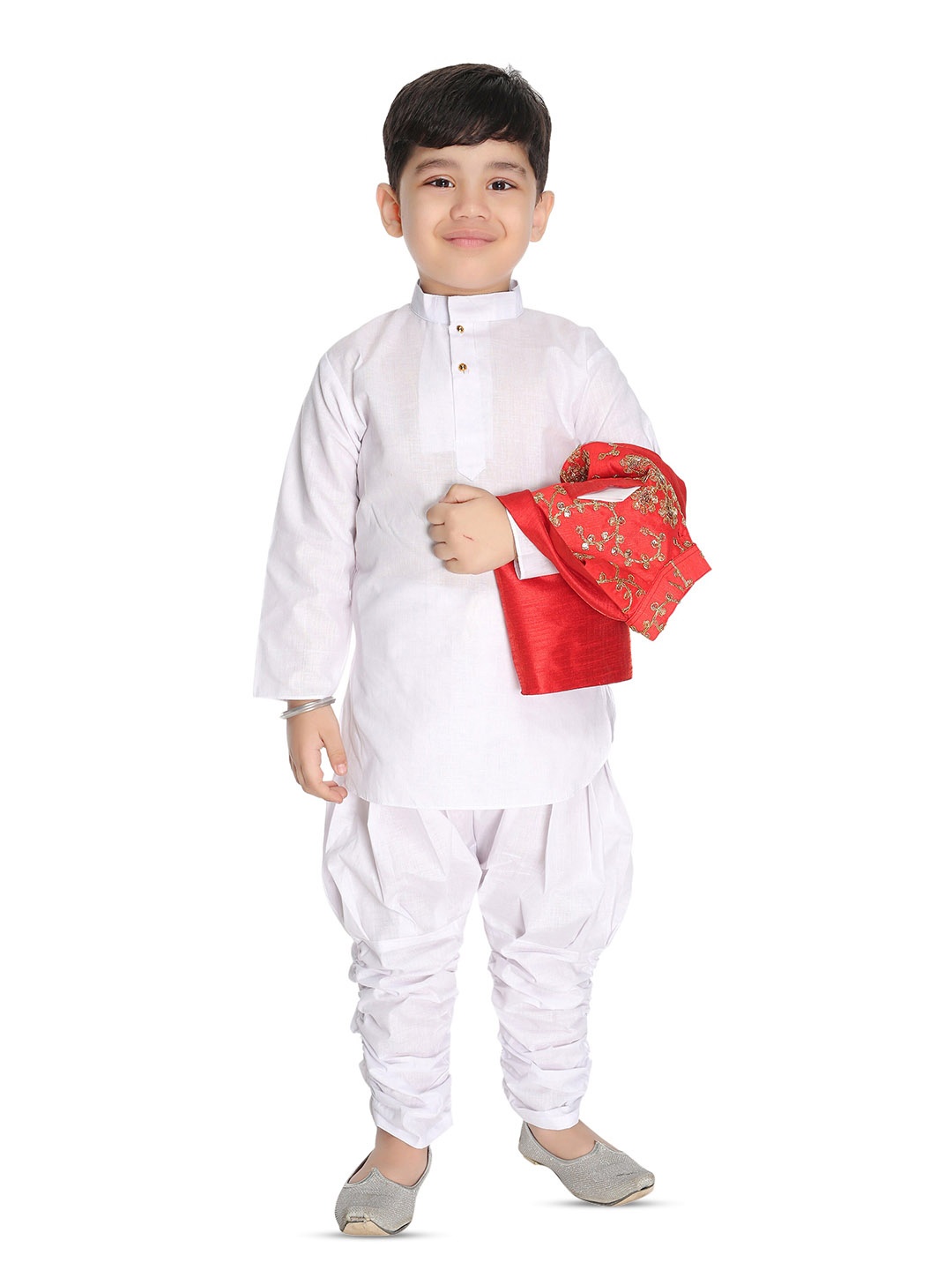 

BAESD Boys Floral Thread Work Mandarin Collar Regular Kurta With Pyjamas, Red