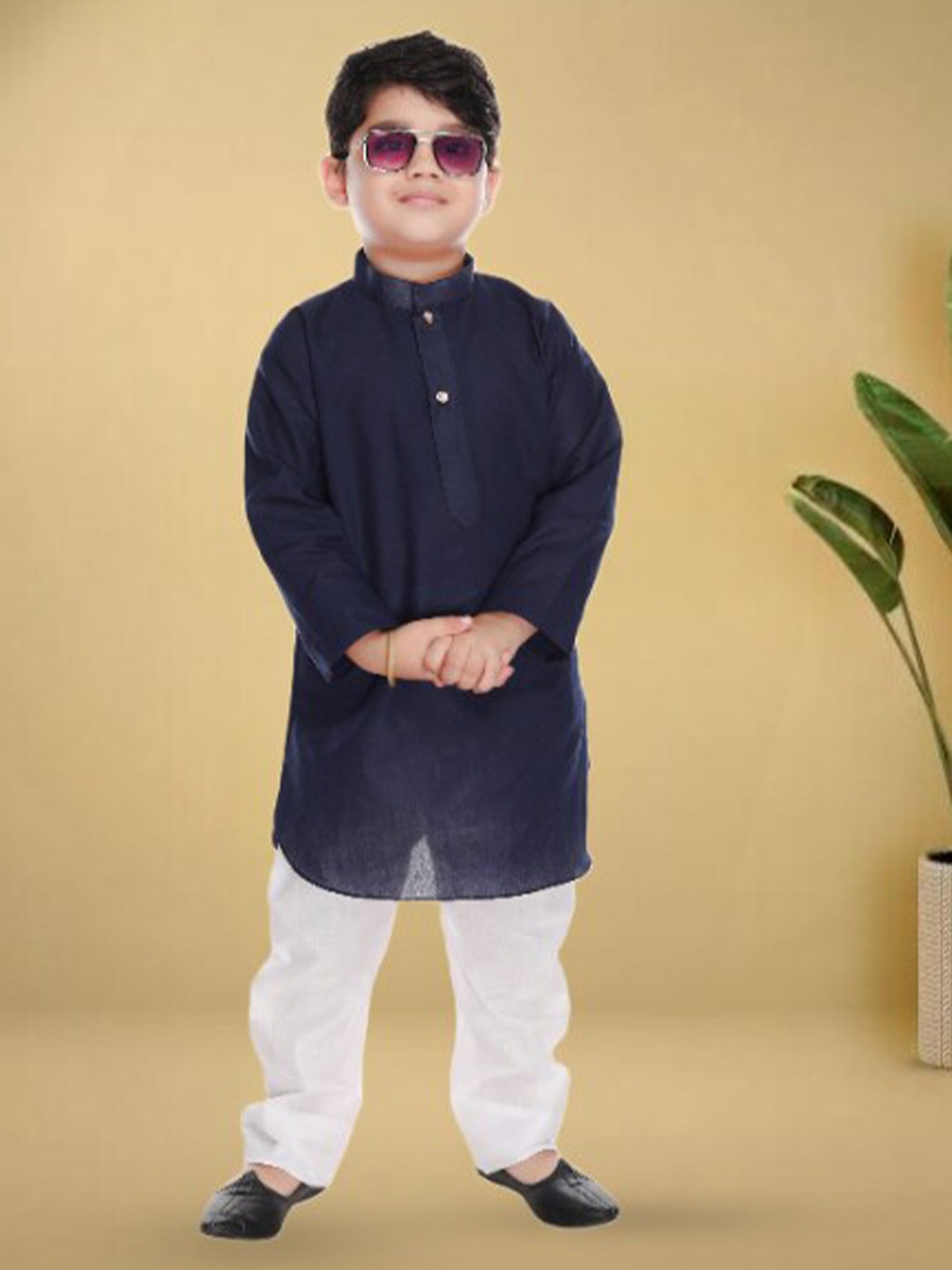 

BAESD Boys Regular Pure Cotton Kurta with Pyjama, Navy blue