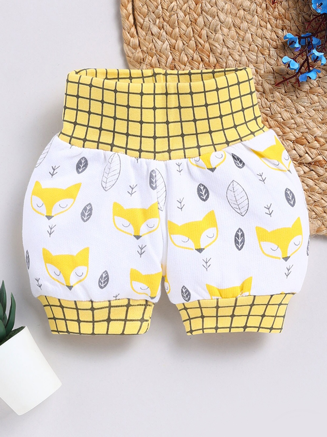 

Moms Love Infants Boys Conversational Printed Cotton Shorts, White