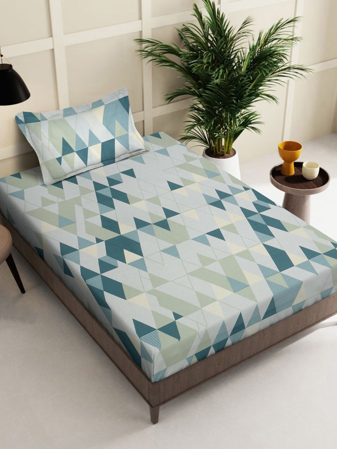 

KLOTTHE Teal Green & Grey Geometric Printed 400 TC Pure Cotton Single Bedsheet Set